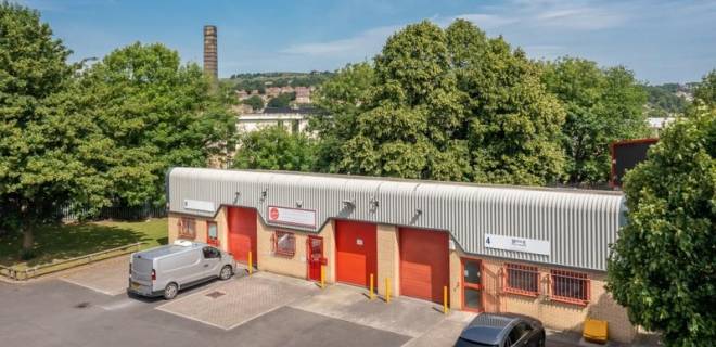 Thackley Court  - Industrial Unit To Let - Thackley Court, Shipley